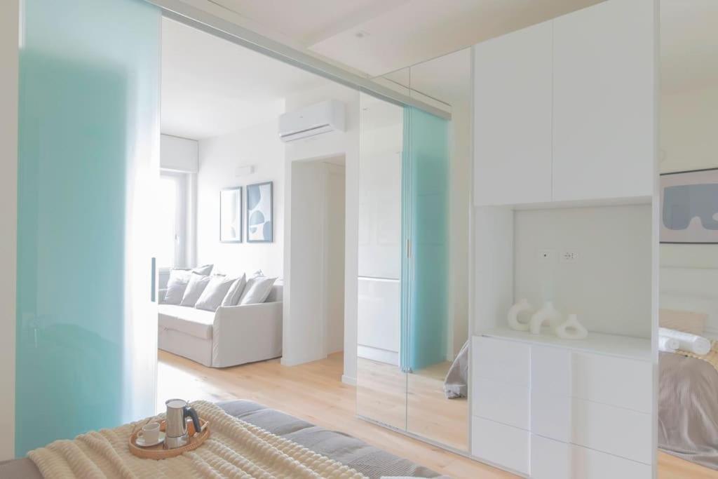 Modern & Stylish Near Isola & Central Station ميلان المظهر الخارجي الصورة
