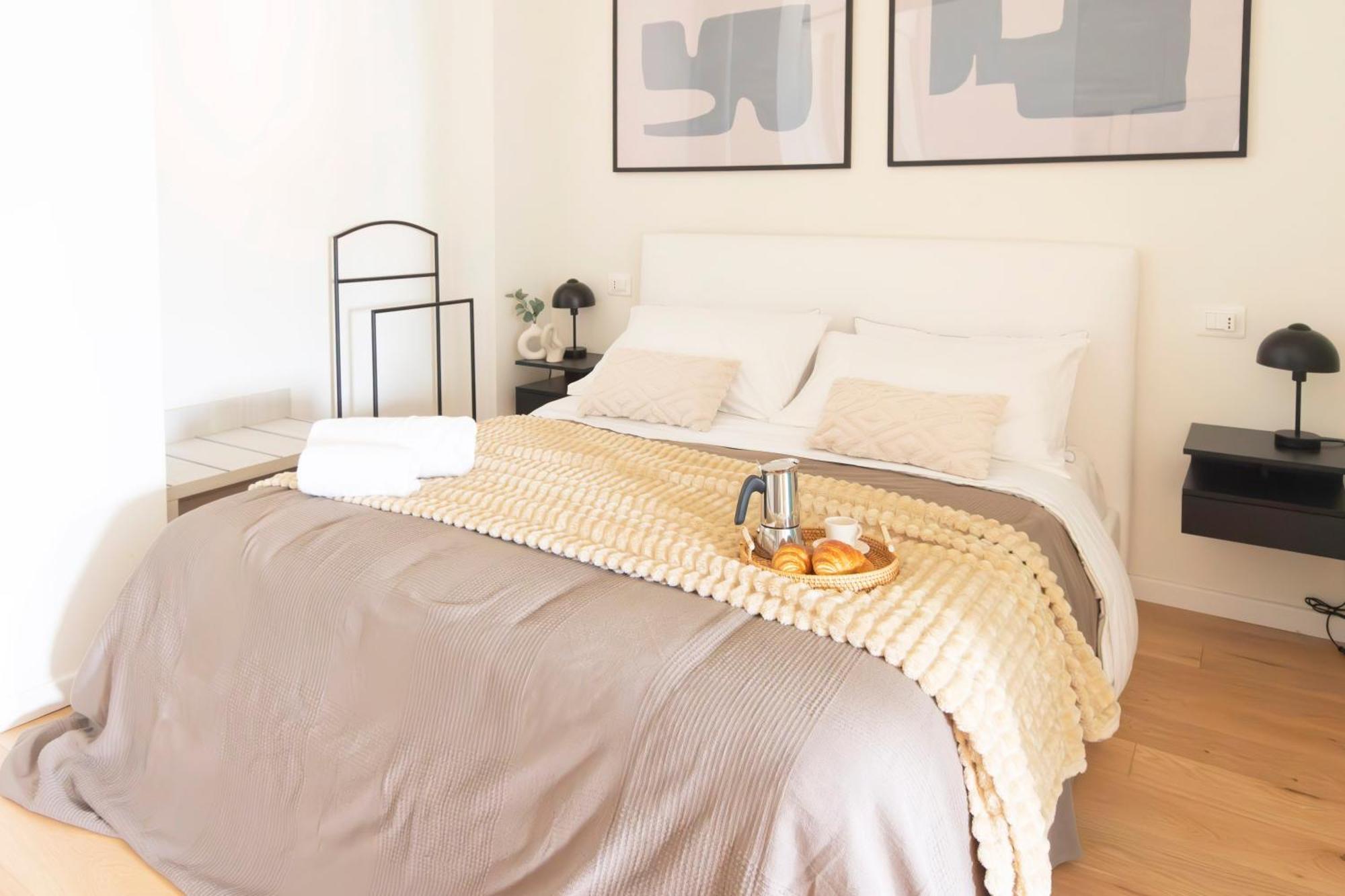 Modern & Stylish Near Isola & Central Station ميلان المظهر الخارجي الصورة