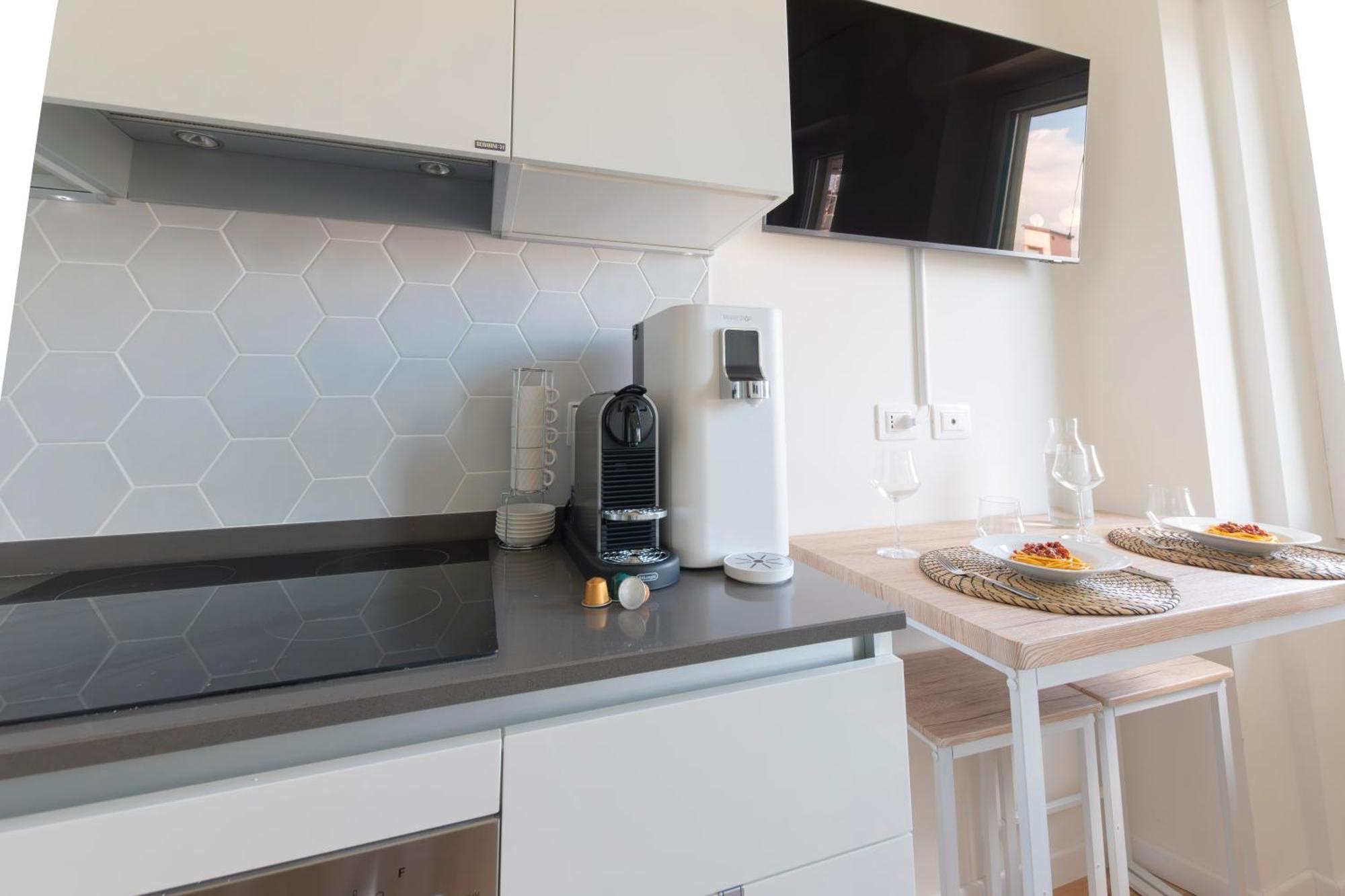 Modern & Stylish Near Isola & Central Station ميلان المظهر الخارجي الصورة